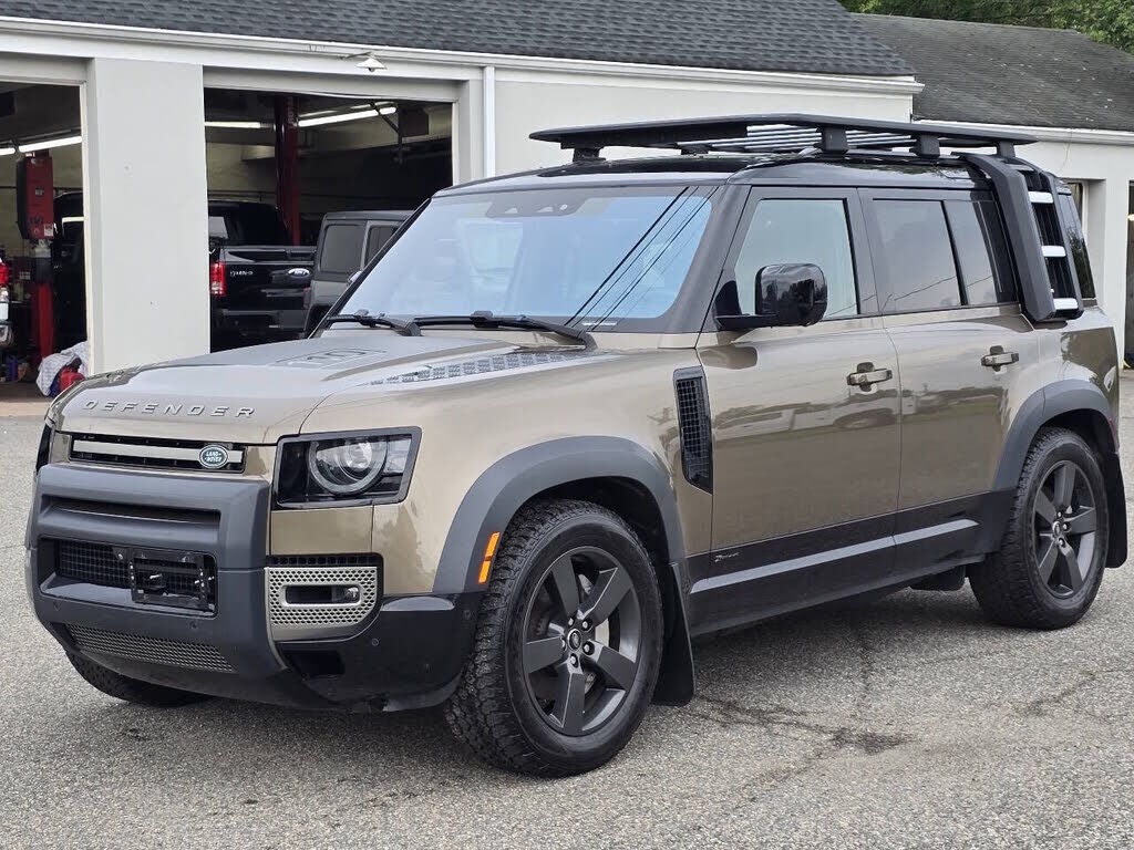 2021 LAND ROVER Defender