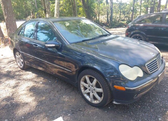 2004 MERCEDES-BENZ C-Class
