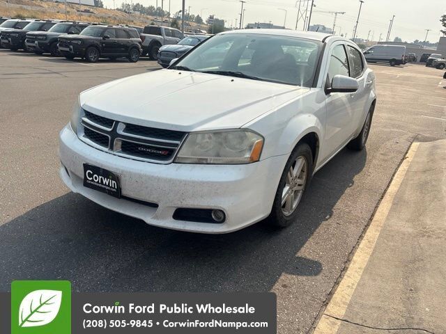 2013 DODGE Avenger