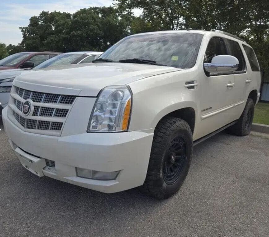 2013 CADILLAC Escalade