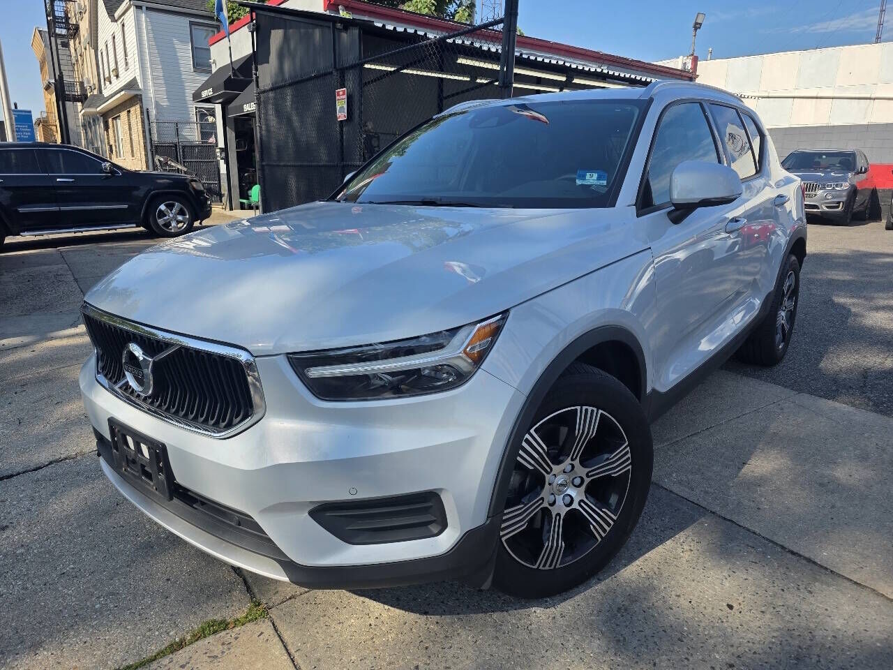 2020 VOLVO XC40