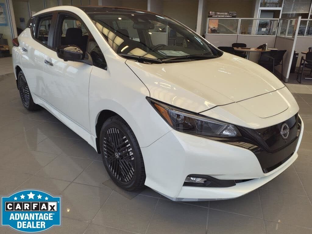 2024 NISSAN Leaf