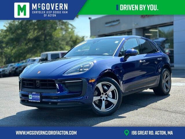 2023 PORSCHE Macan