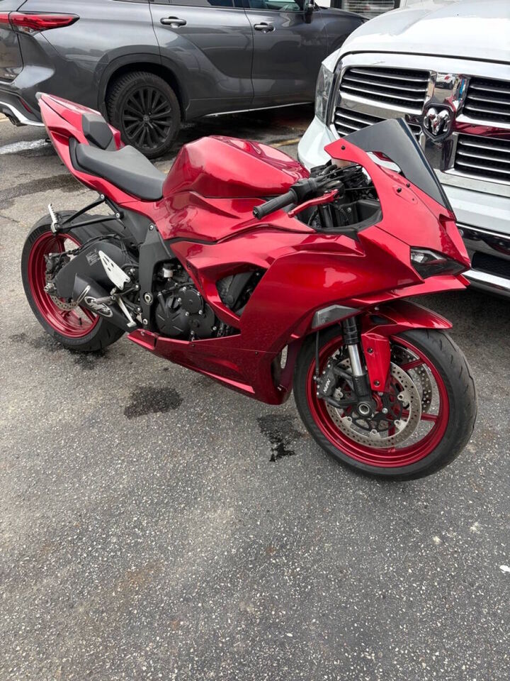 2024 KAWASAKI Ninja