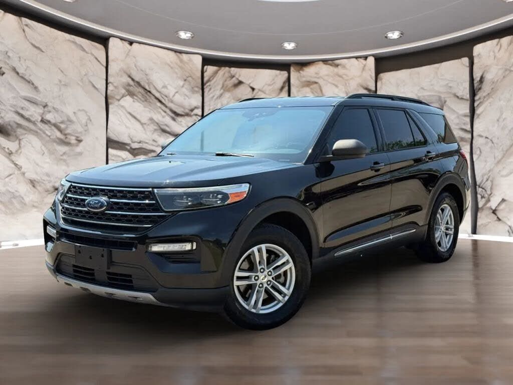 2021 FORD Explorer