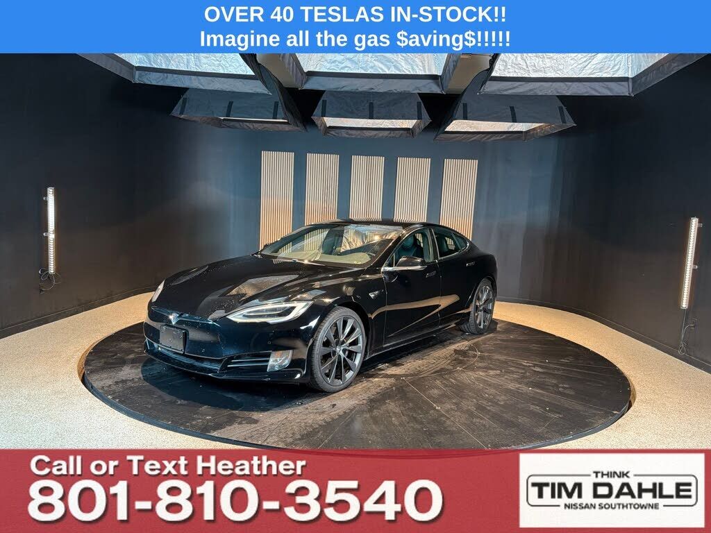 2021 TESLA Model S