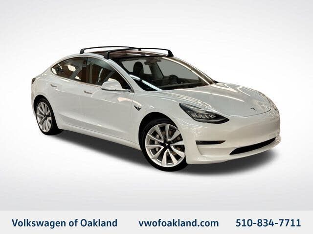 2018 TESLA Model 3