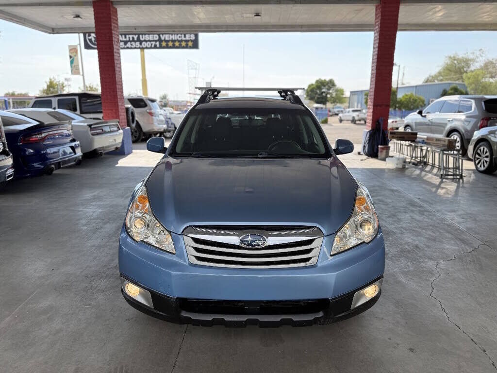 2012 SUBARU Outback