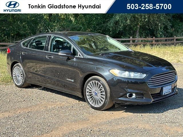 2013 FORD Fusion