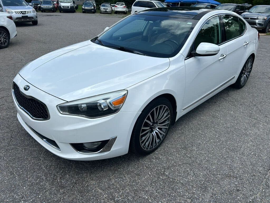 2015 KIA Cadenza