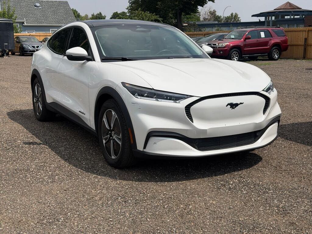 2021 FORD Mach-E