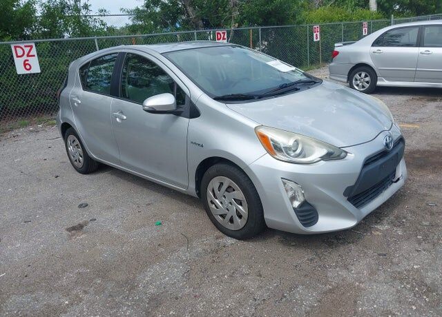 2016 TOYOTA Prius