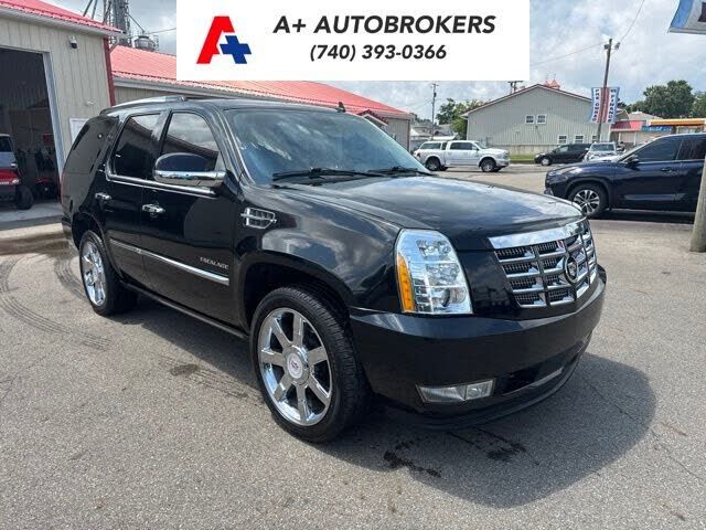 2011 CADILLAC Escalade