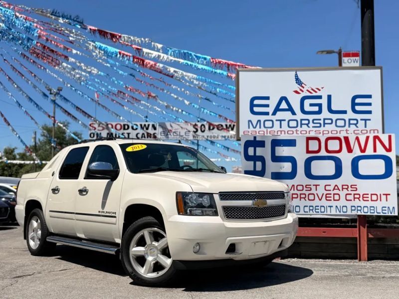 2013 CHEVROLET Avalanche