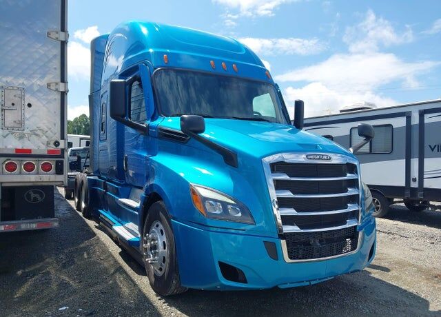 2023 FREIGHTLINER Cascadia