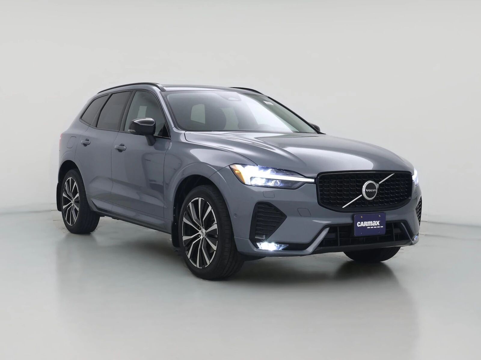 2023 VOLVO XC60