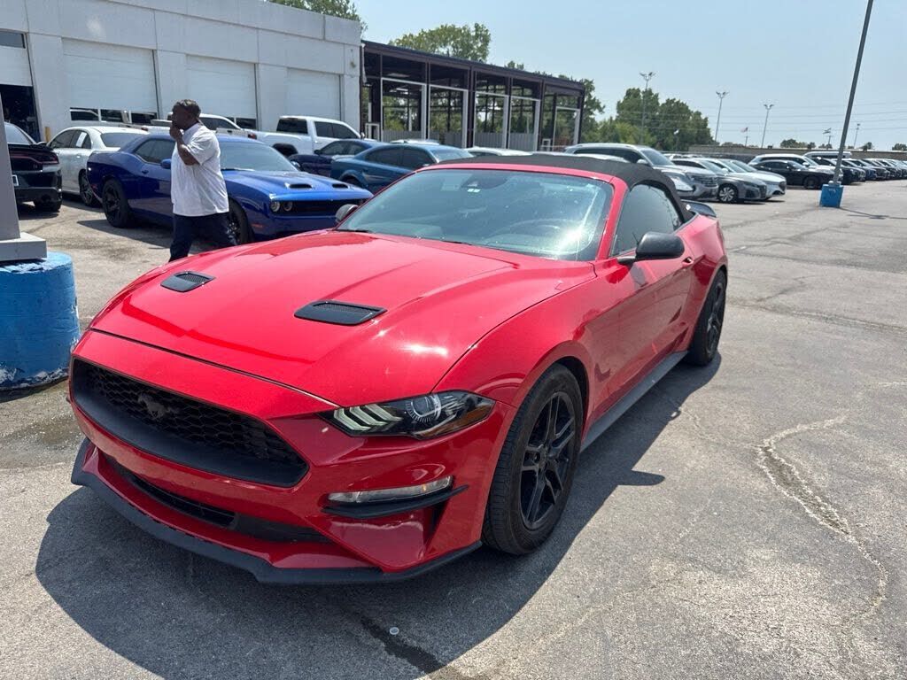 2021 FORD Mustang