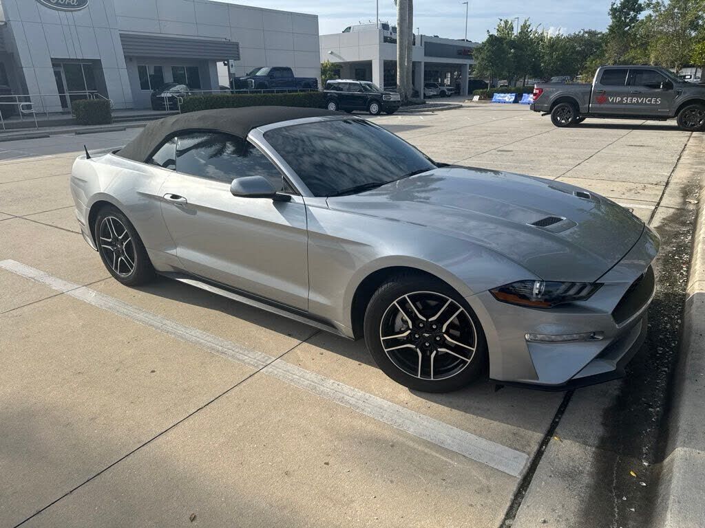 2023 FORD Mustang