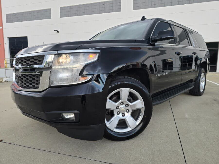 2016 CHEVROLET Suburban