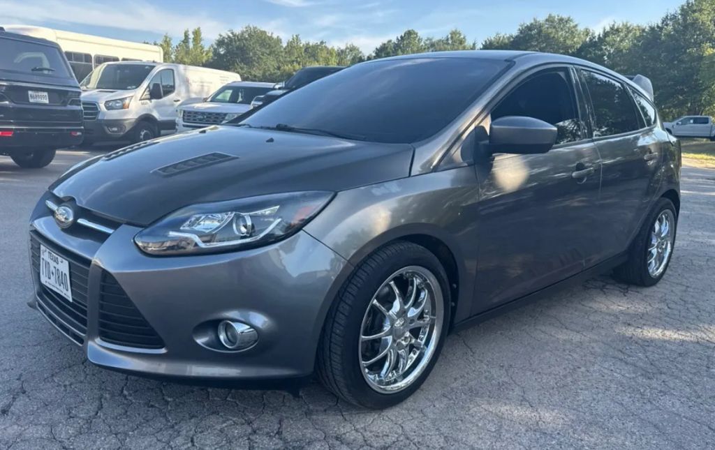 2012 FORD Focus