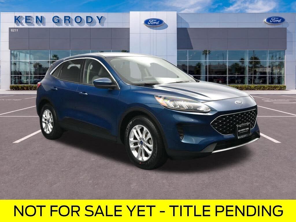 2020 FORD Escape