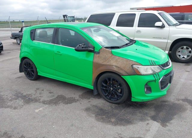 2017 CHEVROLET Sonic