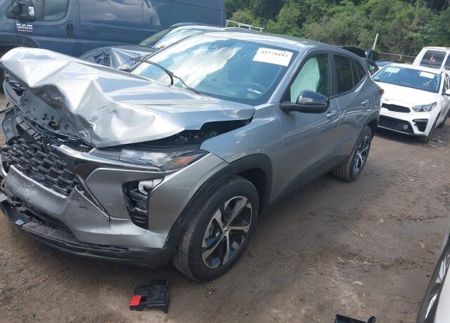 2024 CHEVROLET Trax
