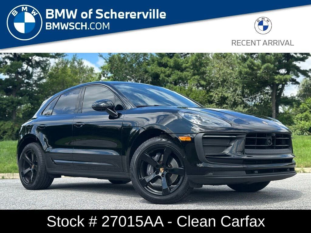 2022 PORSCHE Macan