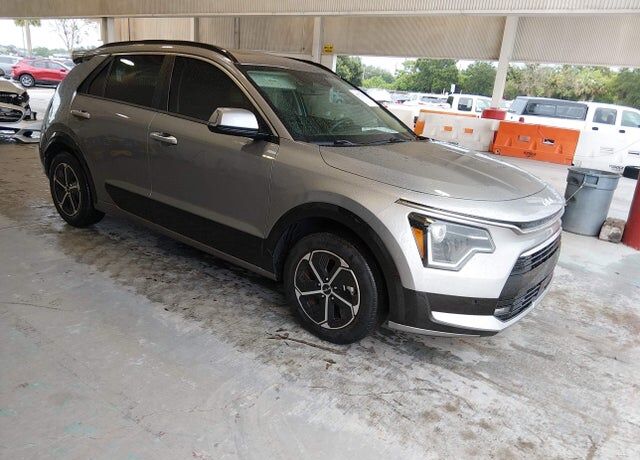 2023 KIA Niro