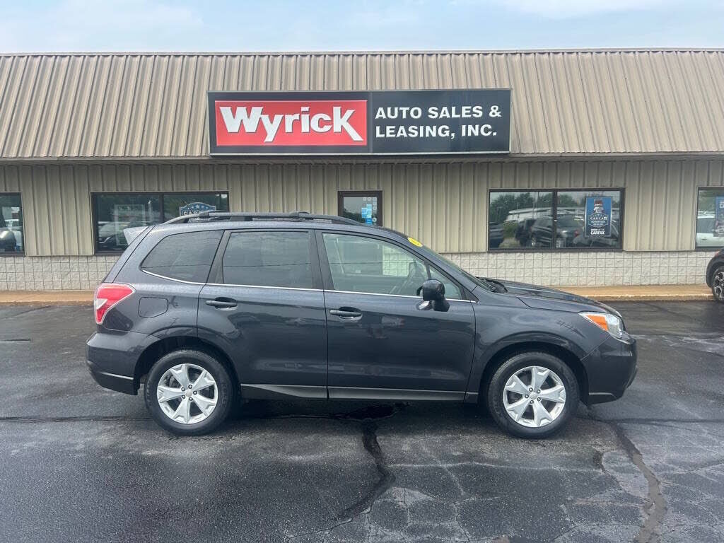 2015 SUBARU Forester