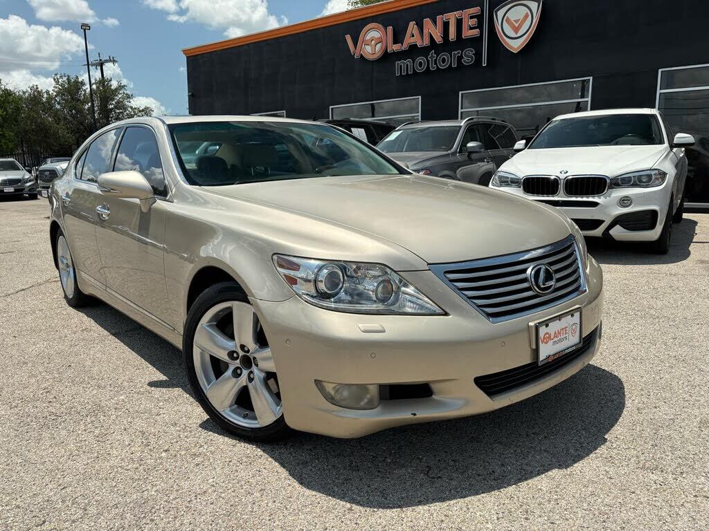 2010 LEXUS LS
