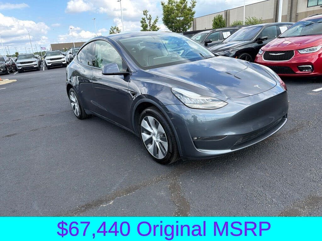 2022 TESLA Model Y