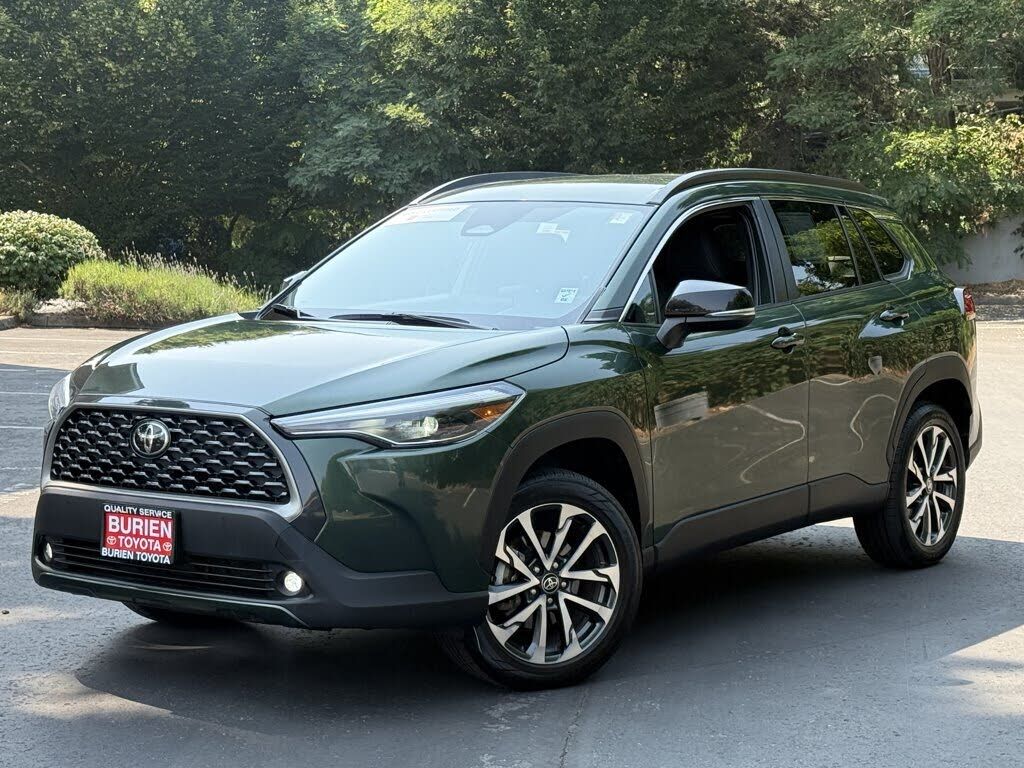 2025 TOYOTA COROLLA