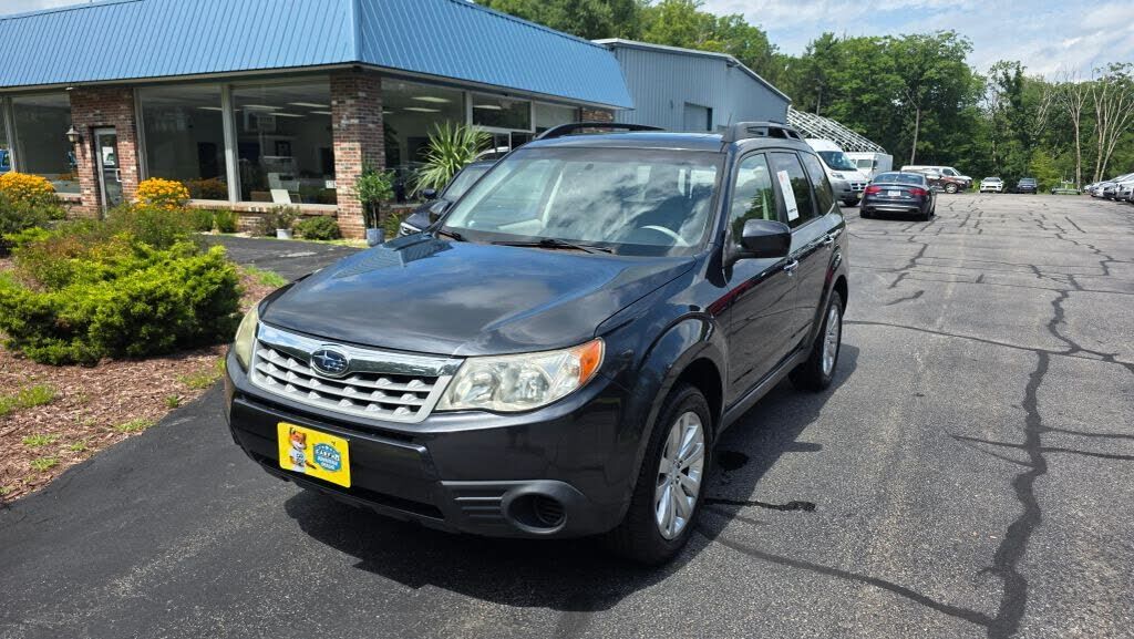 2011 SUBARU Forester