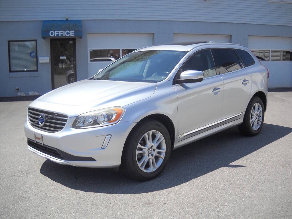 2015 VOLVO XC60
