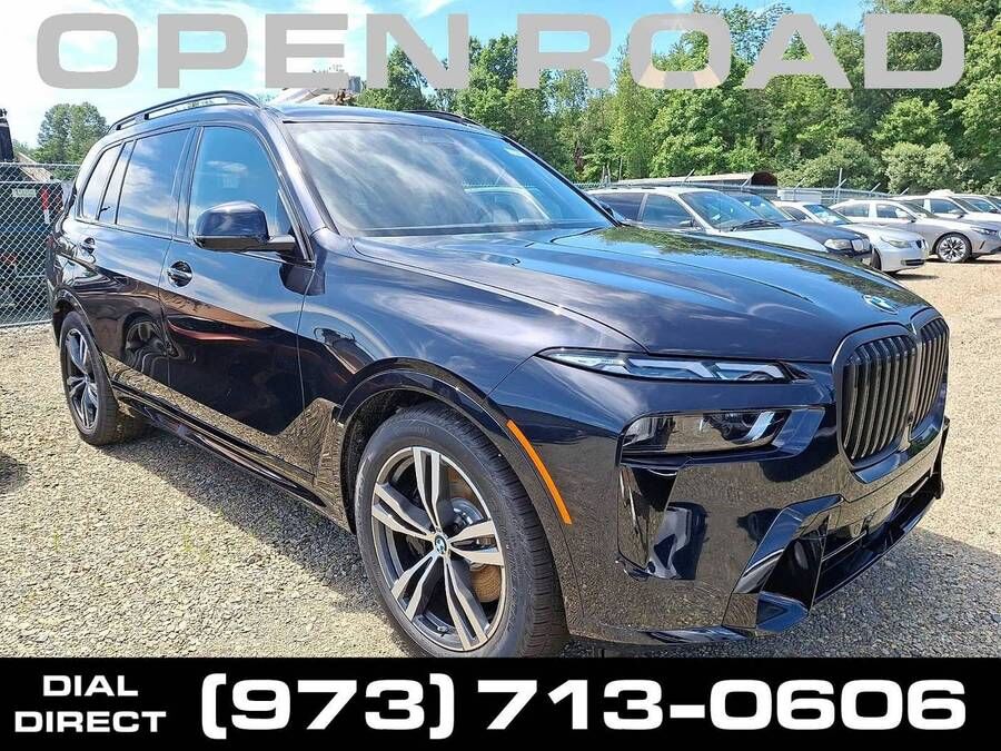2027 BMW X7