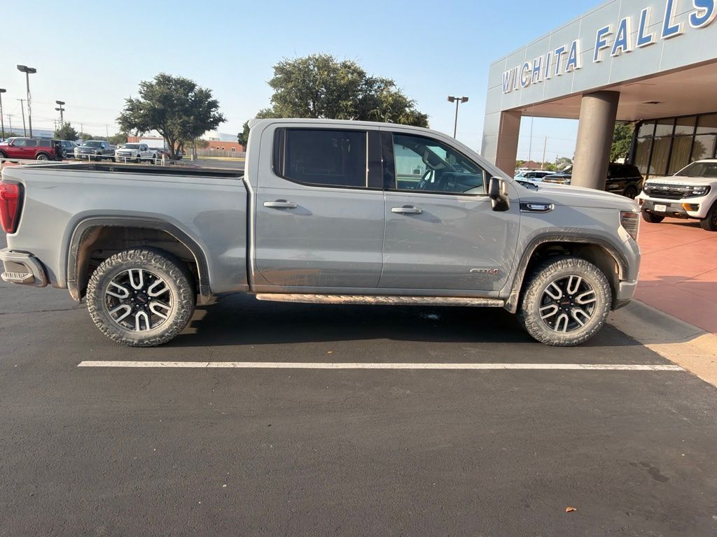 2024 GMC Sierra