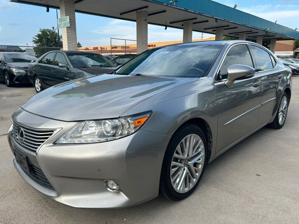 2015 LEXUS ES