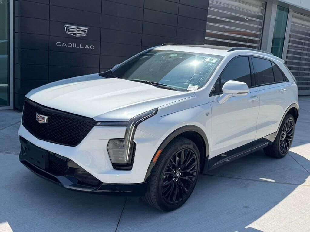 2024 CADILLAC XT4