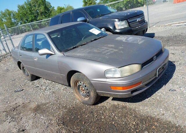 1994 TOYOTA Camry