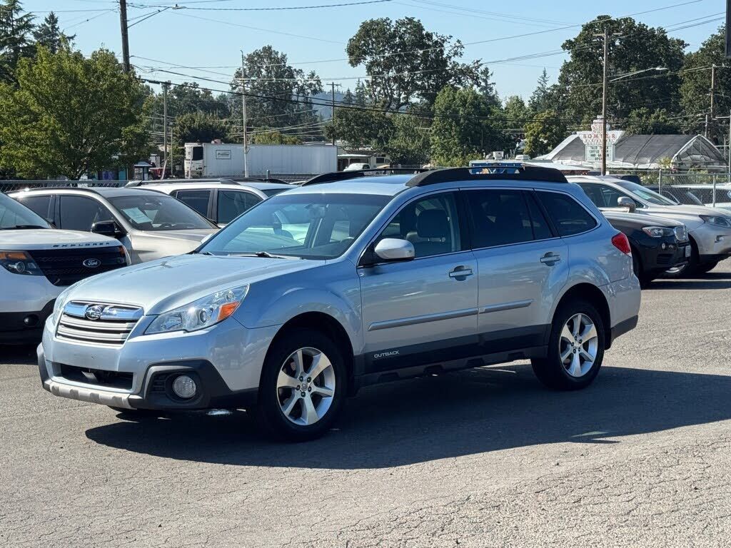 2014 SUBARU Outback
