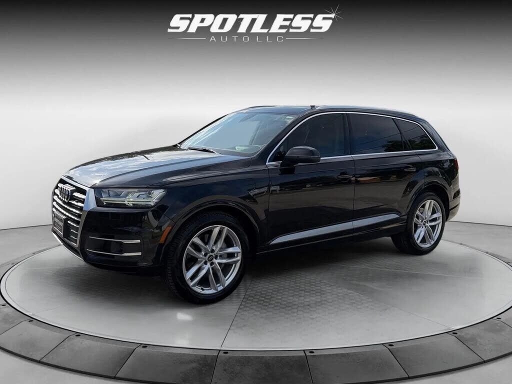 2018 AUDI Q7