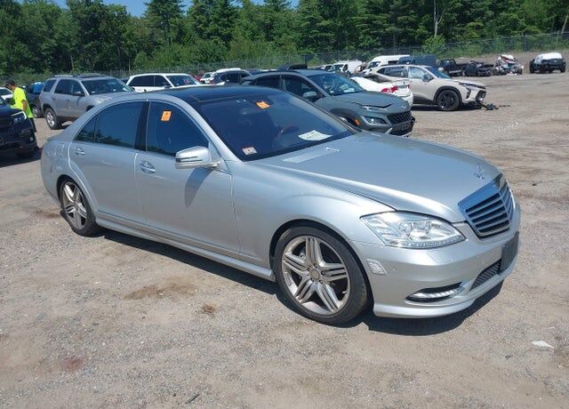 2012 MERCEDES-BENZ S-Class
