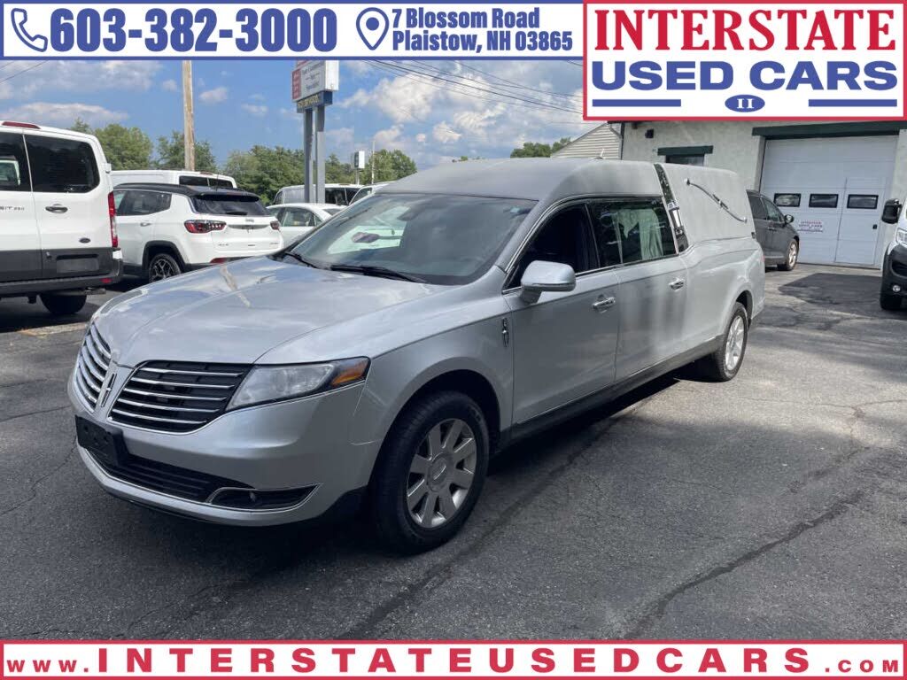 2017 LINCOLN MKT