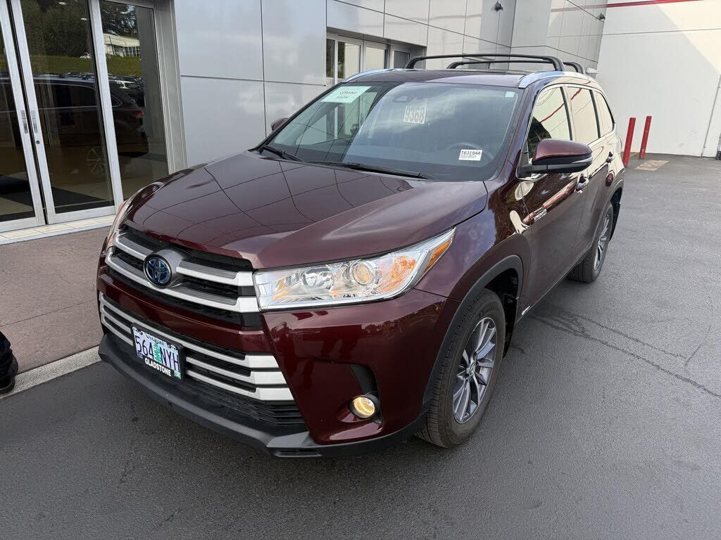 2019 TOYOTA Highlander