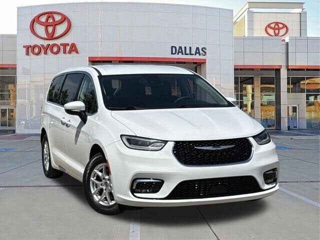 2023 CHRYSLER Pacifica