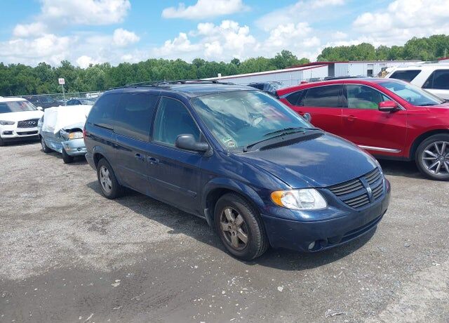 2005 DODGE Caravan