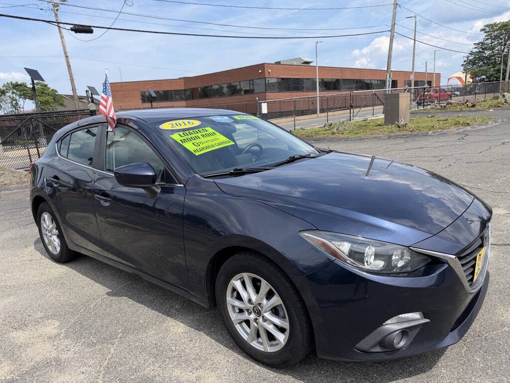 2016 MAZDA Mazda3