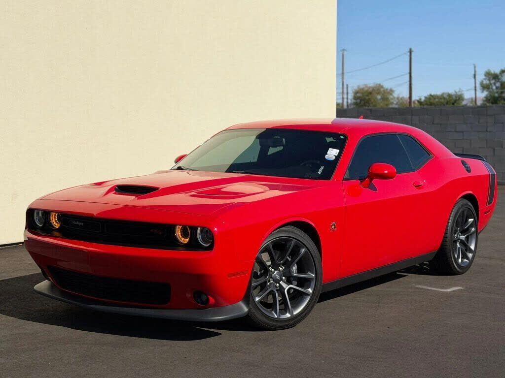2023 DODGE Challenger