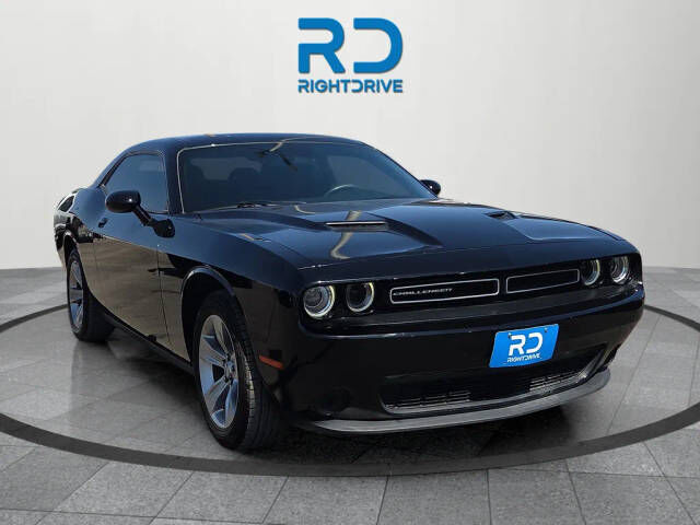 2022 DODGE Challenger